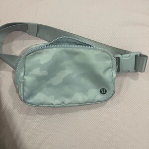 lululemon athletica Gray Camouflage Belt Bag